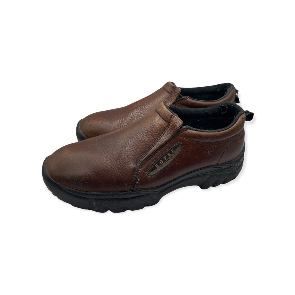 ROPER Women’s slip on leather shoes, size 8.5, brown, very good condition